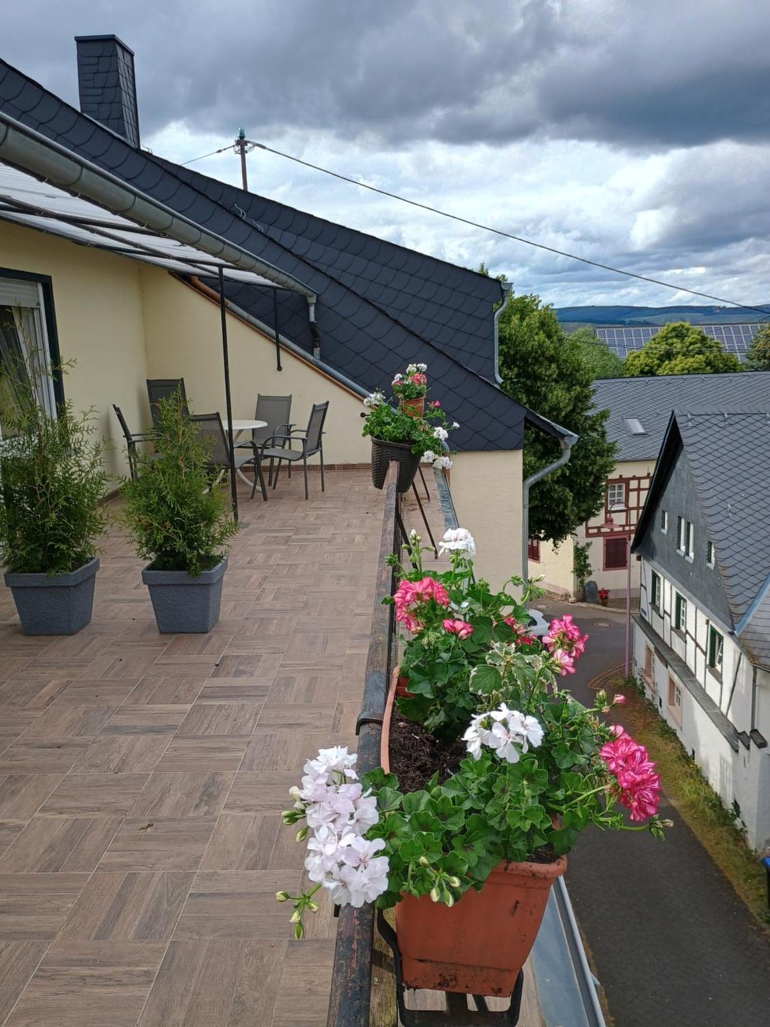 Gasthof Zur Grafschaft Veldenz Luaran gambar