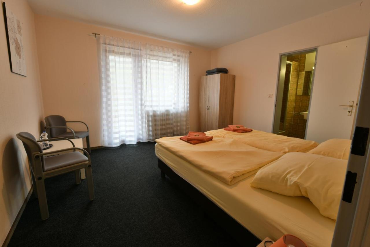 Gasthof Zur Grafschaft Veldenz Luaran gambar