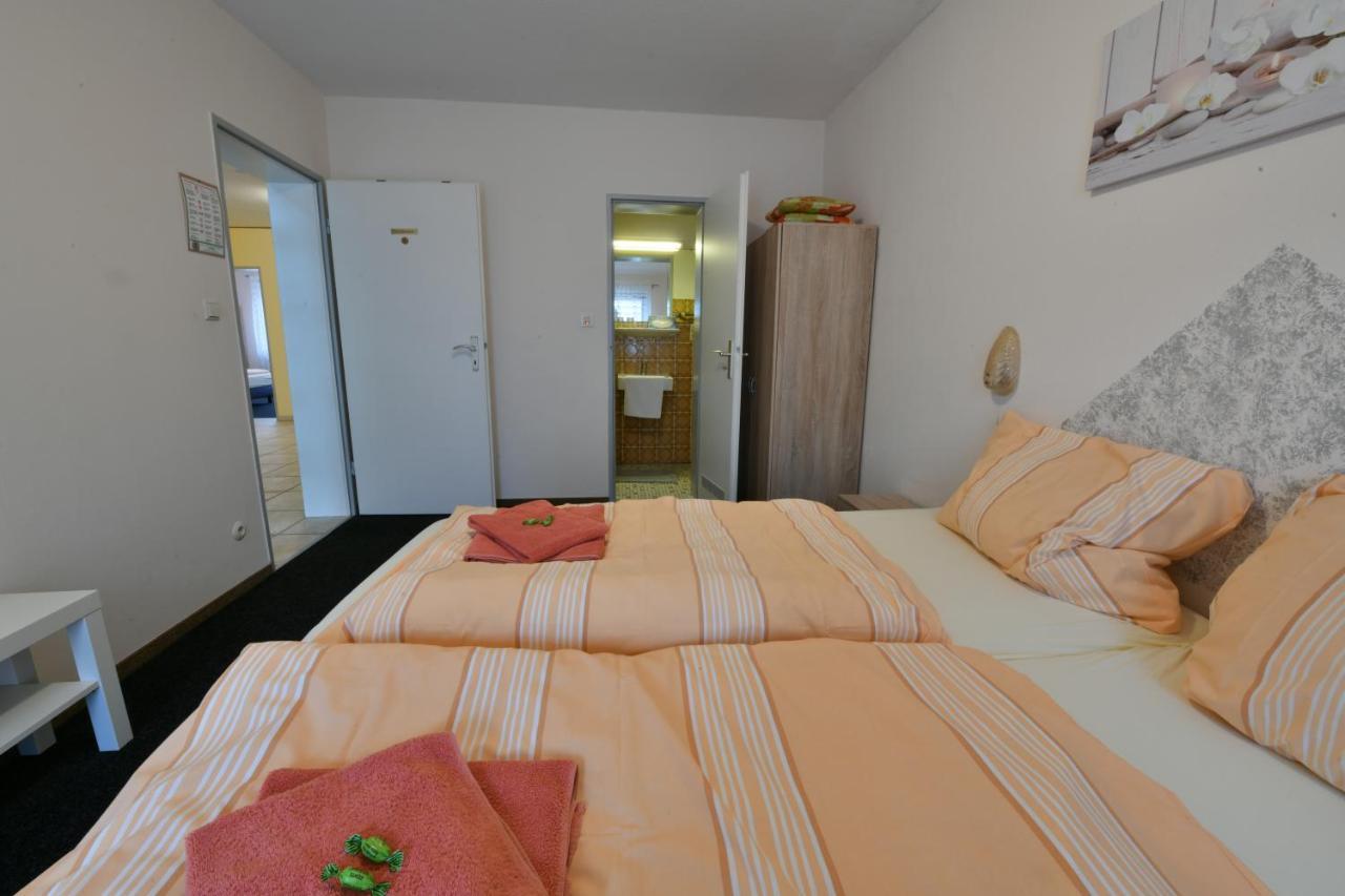 Gasthof Zur Grafschaft Veldenz Luaran gambar